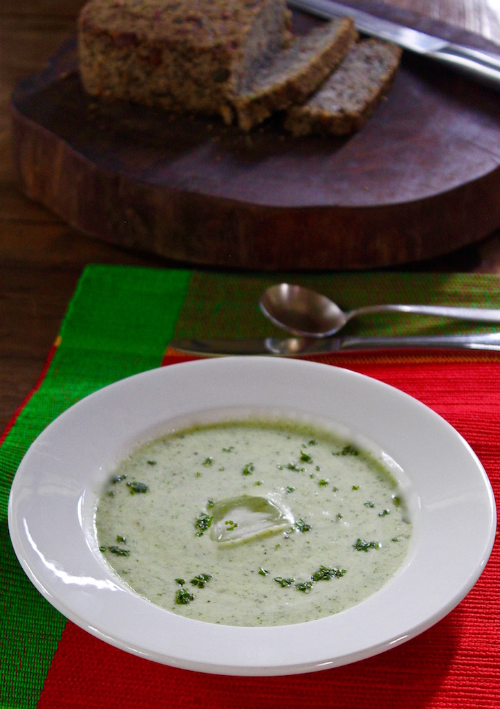 Cucumber & Mint Soup with gluten-free Seed & Nut Bread.